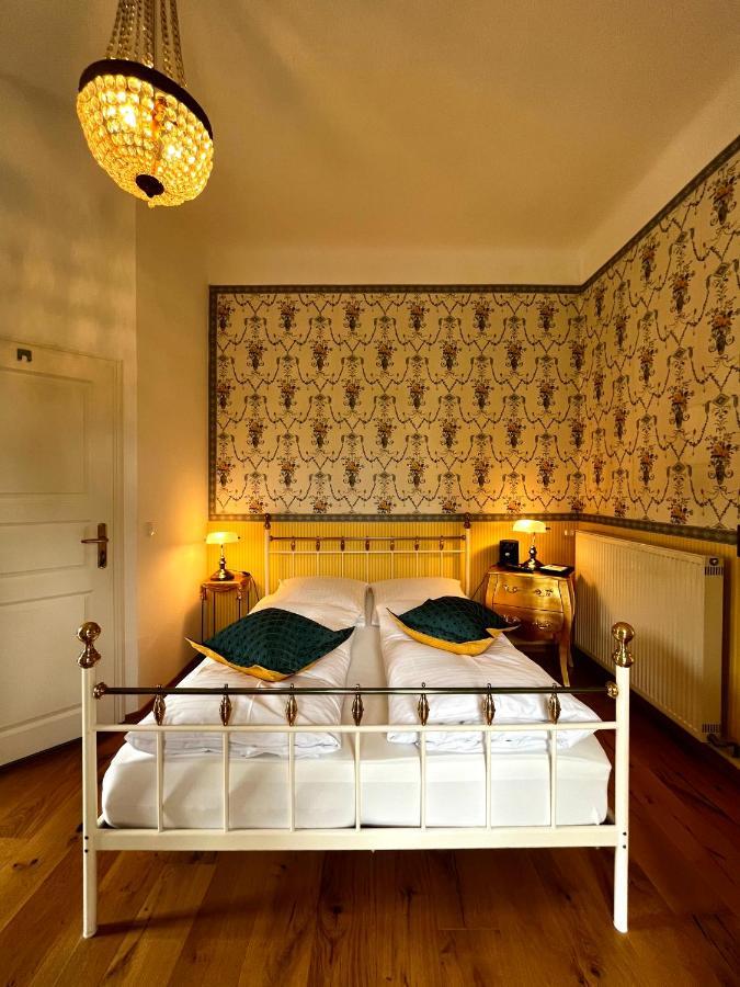 Park Villa Zentral Am Mittelrhein - Zimmer & Apartments Boppard Bagian luar foto